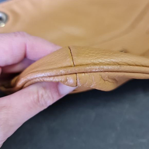 Mk Purse - Picture 7 of 8